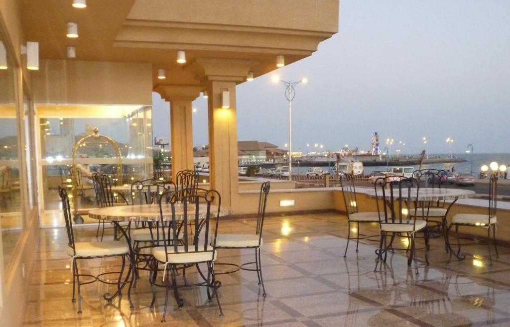 Al Borg Al Watheer Hotel Jizan Bagian luar foto