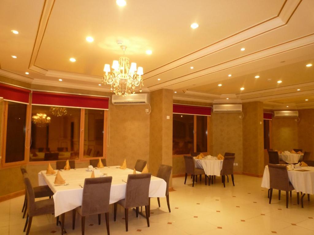 Al Borg Al Watheer Hotel Jizan Bagian luar foto