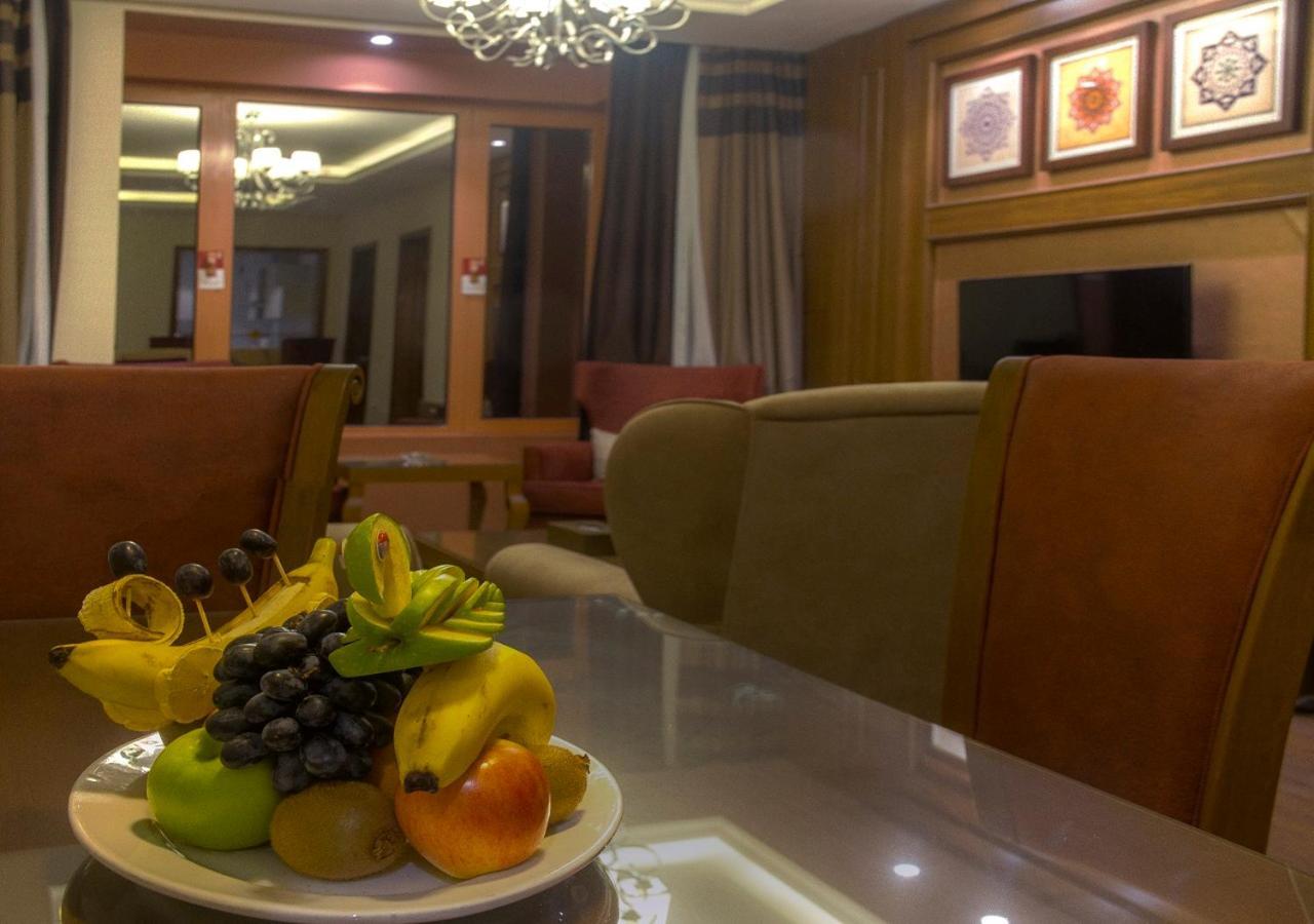 Al Borg Al Watheer Hotel Jizan Bagian luar foto